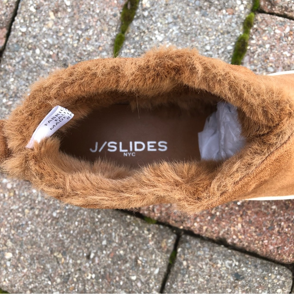 Suede Water Resistant Ankle Booties 🤎🤎 - Picture 5 of 15